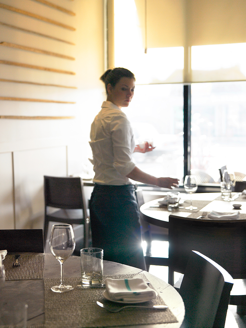 Hudson-Setting-Tables